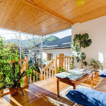 Nazy'S Guest House Joqolo Exterior foto