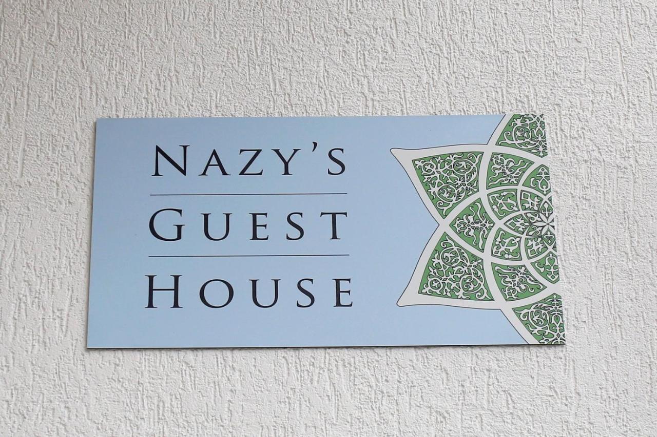 Nazy'S Guest House Joqolo Exterior foto
